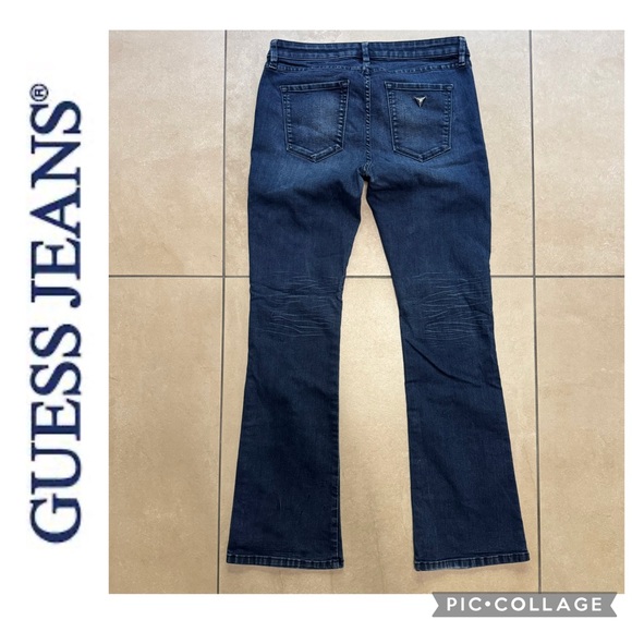 🦋Guess Petite Brittney Boot Dark Blue Denim Jeans🦋 - Picture 1 of 16